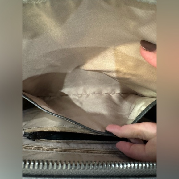 TUMI laptop bag. New without tags. Never been used. So classic - Picture 9 of 15